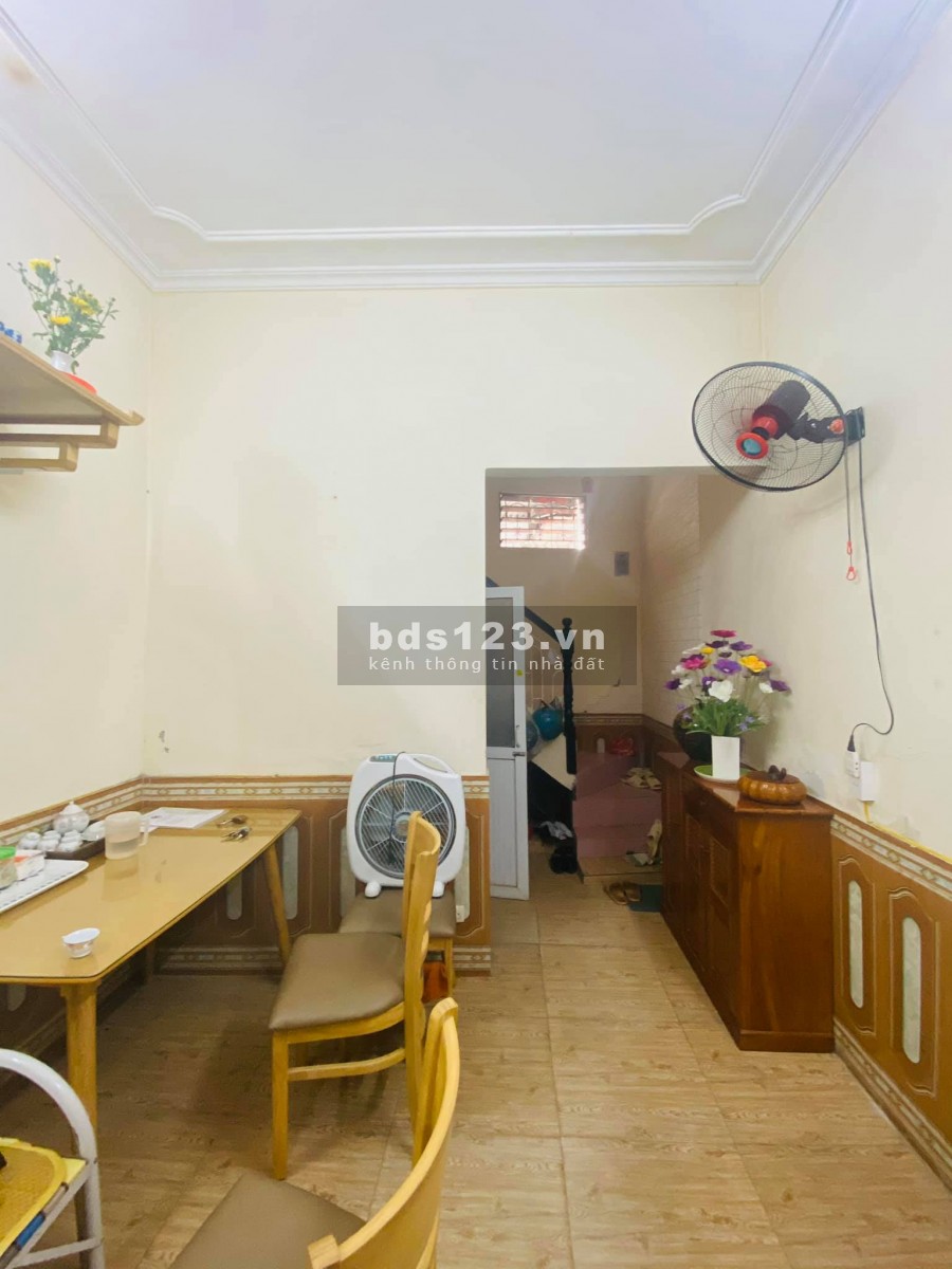 Bán nhà Quận Hai Bà Trưng phố Bạch Mai, lô góc 3 mặt thoáng, sổ đỏ riêng biệt lh 0364022183