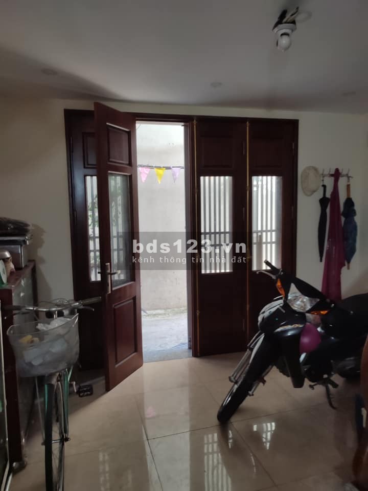 Cực đẹp và cực gấp Quận Hà Đông 5 tầng dt 40m2, giá 2.75 tỷ khách thích là bán, bất chấp giá.