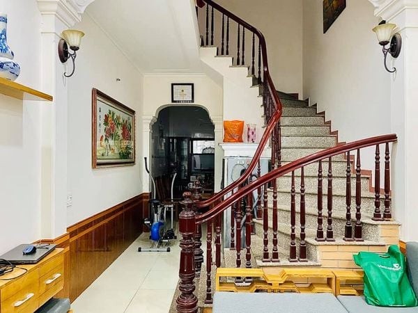 Bán nhà mặt ngõ 106 Hoàng Quốc Việt Cầu Giấy diện tích 40m2, 4 tầng, giá 7 tỷ 0902224679
