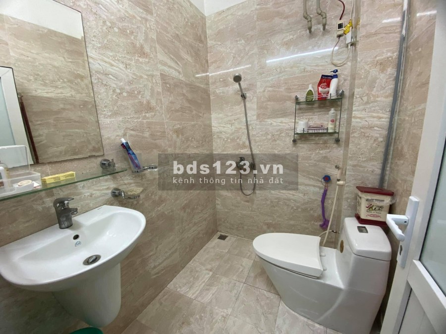 Bán nhà phân lô phố Thái Hà ô tô tránh khu vực full tiện ích kinh doanh đỉnh, sổ vuông đẹp