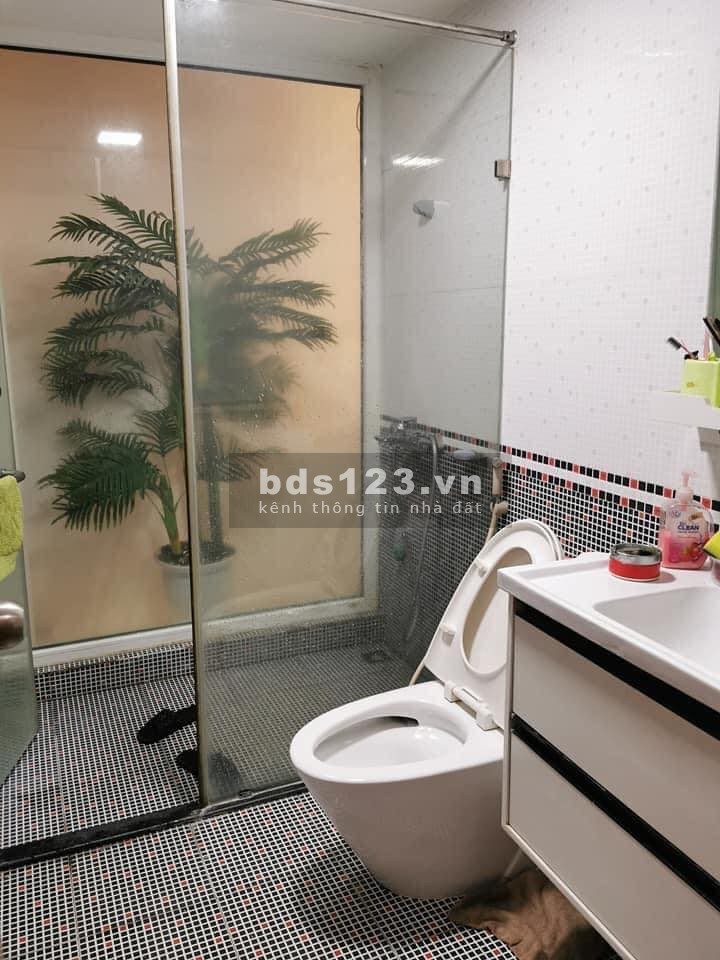 Nhà đẹp 6 tầng đúc kiên cố ngõ 41 Thái Hà diện tích 42m2 mặt tiền 6.8m giá 5.6 tỷ liên hệ 0392969999