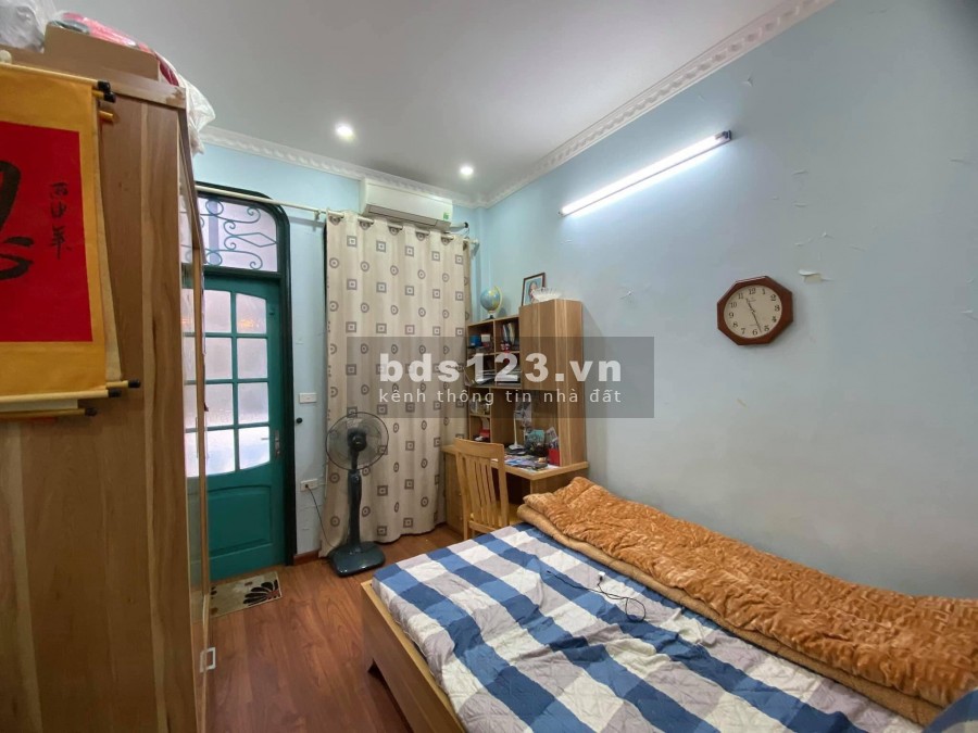 Bán nhà phân lô phố Thái Hà ô tô tránh khu vực full tiện ích kinh doanh đỉnh, sổ vuông đẹp