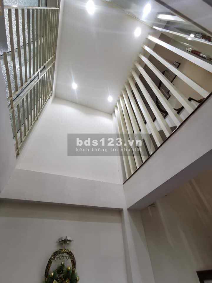 Nhà đẹp 6 tầng đúc kiên cố ngõ 41 Thái Hà diện tích 42m2 mặt tiền 6.8m giá 5.6 tỷ liên hệ 0392969999