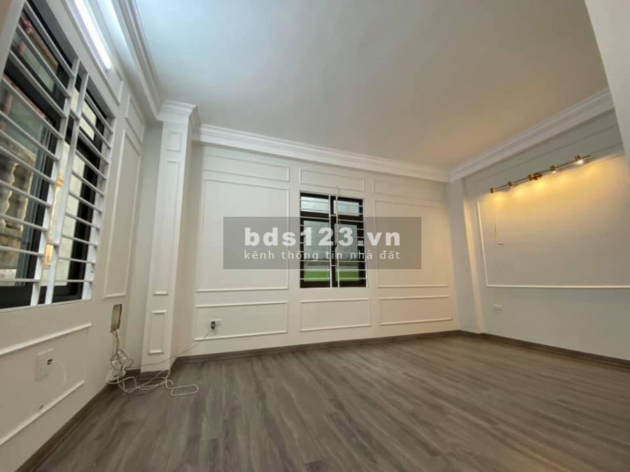 Nhà 5 tầng đúc ngõ 117 Thái Hà, oto tránh, dt 34m2 mặt tiền 8.3m giá 5.4 tỷ lh 0392969999