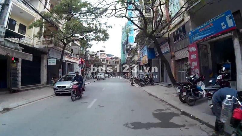 Bán nhà nguyên căn phố Nguyễn Trãi, Quận Hà Đông, tiện ích ngập tràn, liên hệ 0933920279