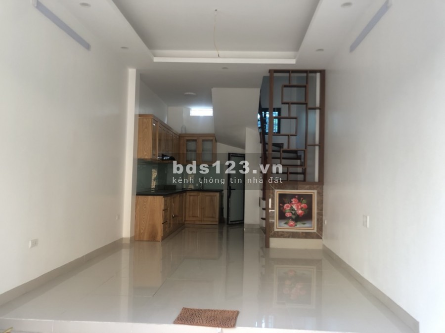 Bán nhà cực đẹp diện tích 36m2, 5 tầng, giá 3.05 tỷ. An Dương Vương, Phú Thượng, Tây Hồ
