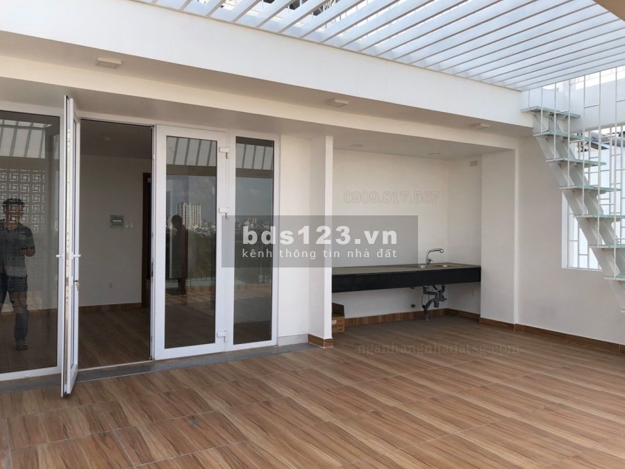 Sốc hạ 1 tỷ, gấp bán 210m2 mặt tiền Thanh Đa, 7 tầng, thang máy, DT 7.3x30 cực đẹp LH 0909817567