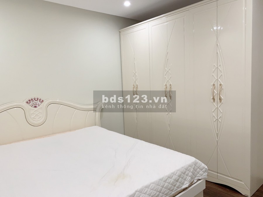 Cho thuê căn hộ chung cư FLC 18A Phạm Hùng. 2PN Full Đủ Đồ Cực Đẹp