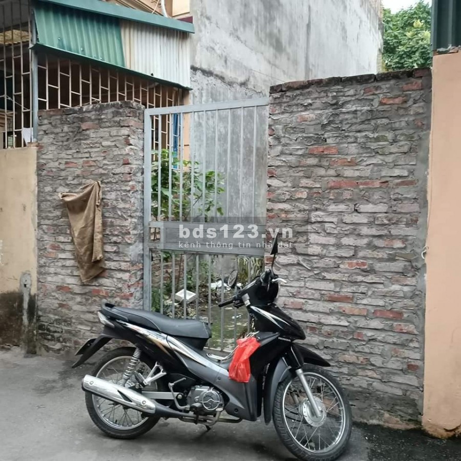 Hàng Hiếm Bán Đất Đông Ngạc Ngõ to xe máy đua Ba gác diên tích 38m2 giá bán 1,4 tỷ