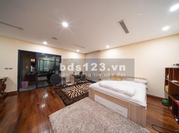 Bán Biệt thự vip nhất khu Tây Hồ, 394m x 6 tầng, Mt 18m, giá 75 tỷ