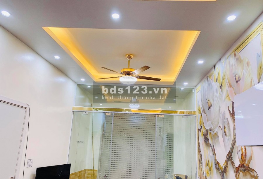 Bán nhà Võ Thị Sáu Hai Bà Trưng lô góc 2 mặt thoáng như khách sạn 5* giá hơn 3 tỷ