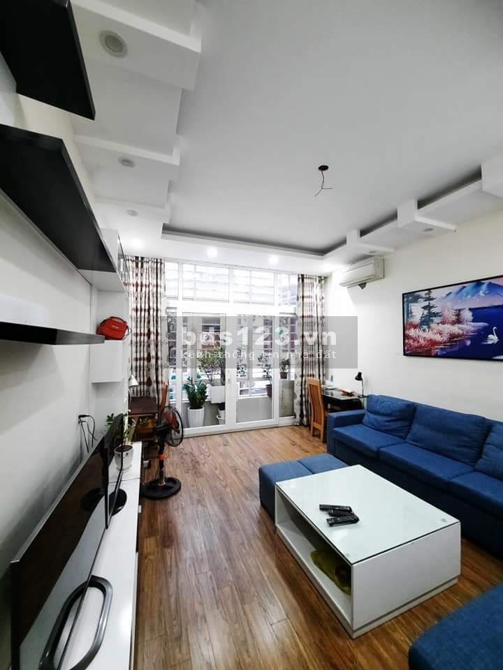 Bán gấp nhà 4 tầng ngã tư Sở, Quận Thanh Xuân 46m kinh doanh ô tô đỗ cửa giá 7.89 tỷ thương lượng