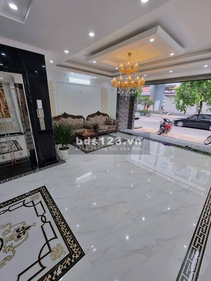 Biệt thự 5 tầng thang máy Long Lanh Phúc Lợi Long Biên giá bán 13 tỷ, lh 0986209188