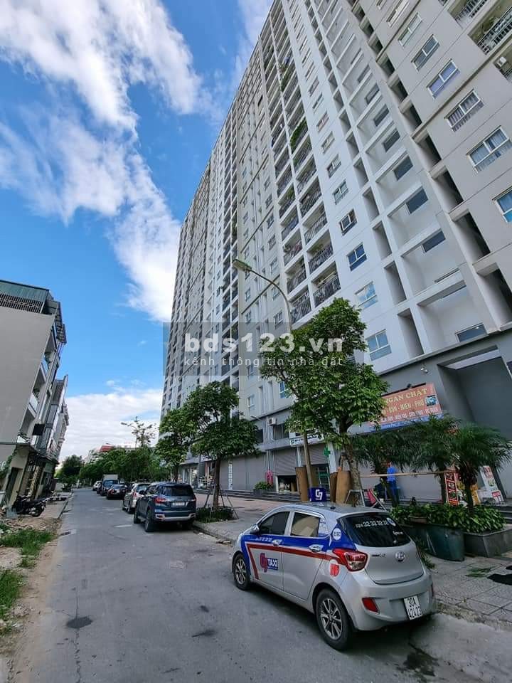 Biệt thự 5 tầng thang máy Long Lanh Phúc Lợi Long Biên giá bán 13 tỷ, lh 0986209188