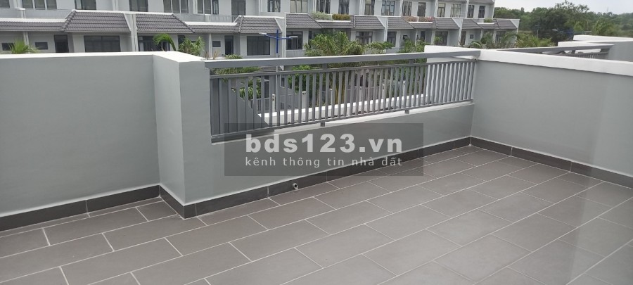 Bán nhà Phú Mỹ ngay đường dx06 có hỗ trợ lên đến 800 triệu khu dân trí cao, đường lớn