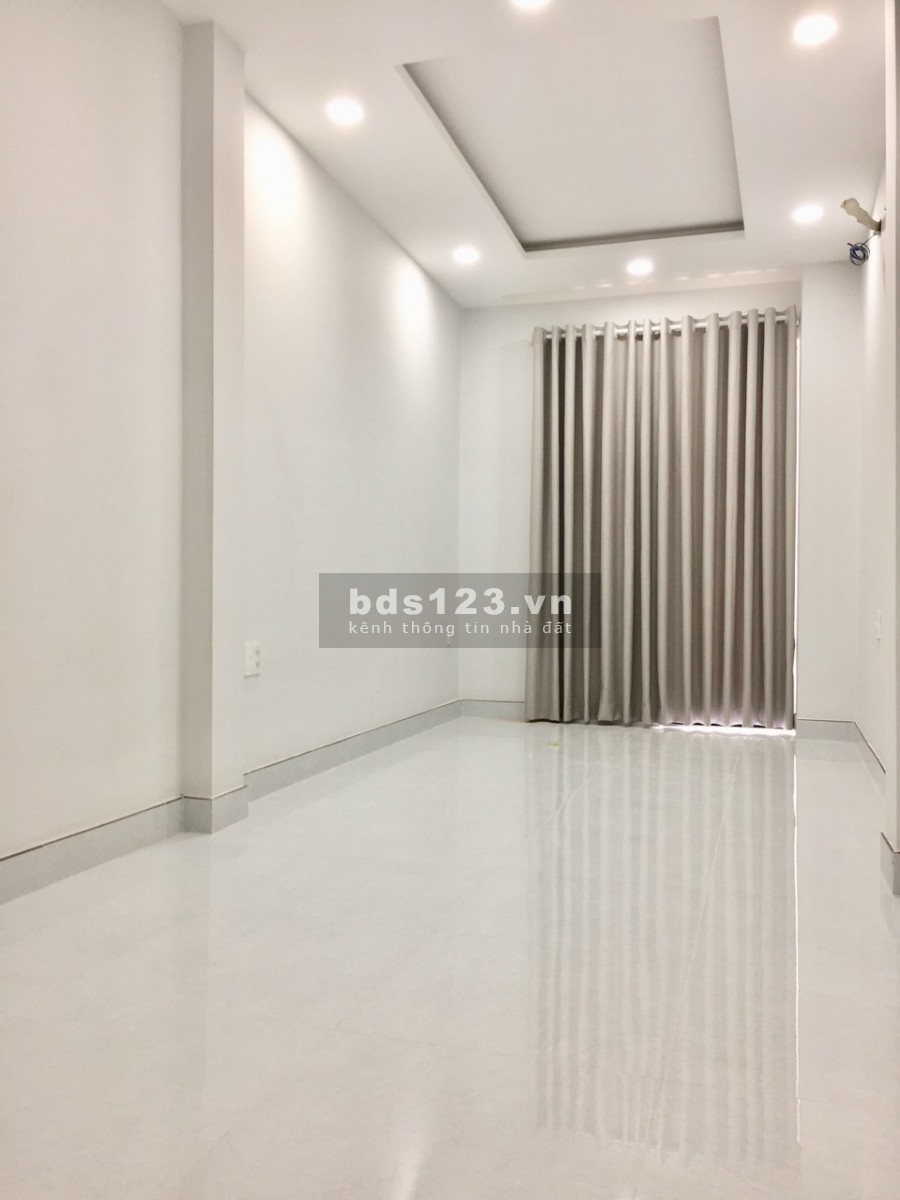 Nhà cho thuê nguyên căn, DT (2.8*11m ) ở Đường Võ Thị Sáu, P8, Quận 3 giá cho thuê 16tr