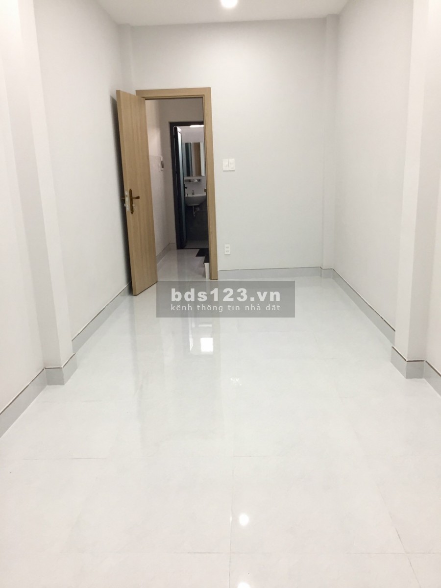 Nhà cho thuê nguyên căn, DT (2.8*11m ) ở Đường Võ Thị Sáu, P8, Quận 3 giá cho thuê 16tr