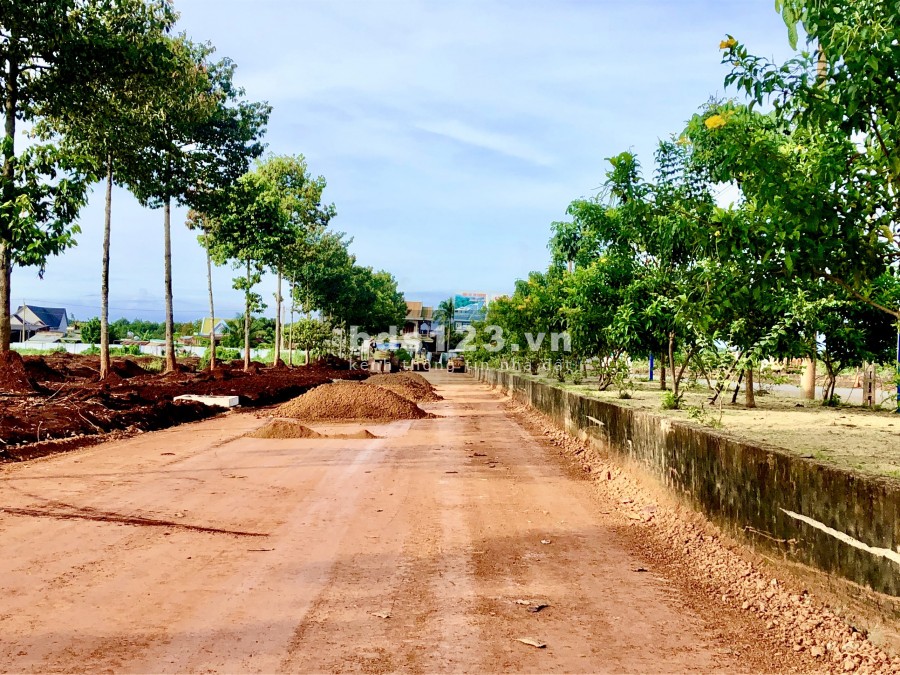 Dự án lớn có sổ và thanh toán chậm theo chính sách, xây dựng tự do, sổ riêng từng nền