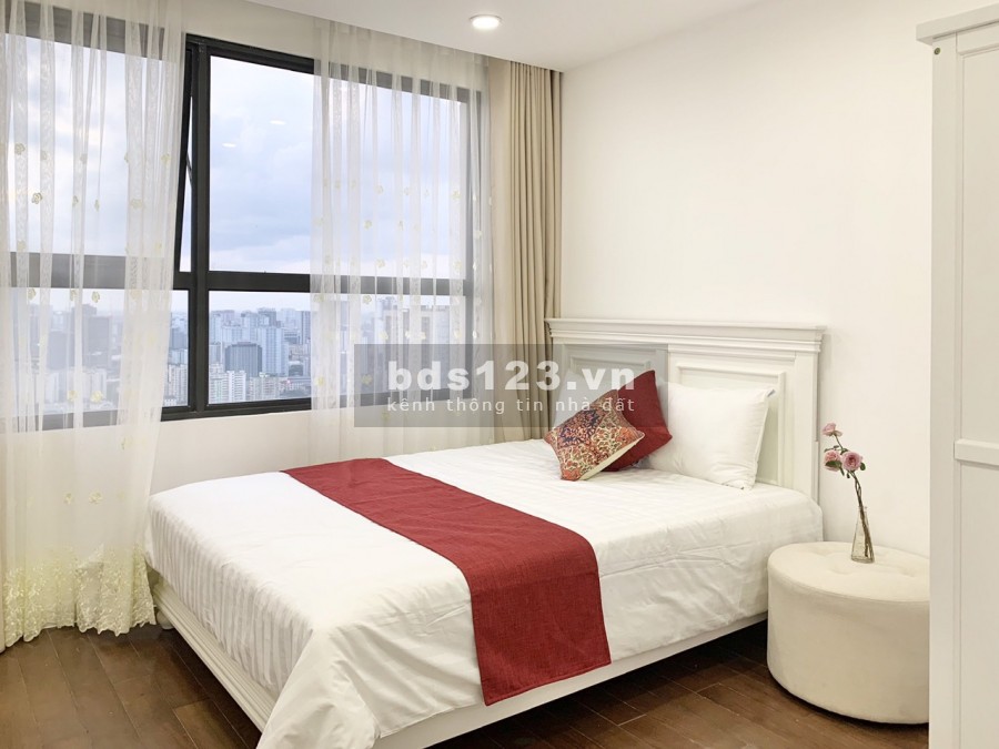 Thuê căn hộ 2PN mùa dịch giá rẻ tại Vinhomes D'capitale tiện ích đầy đủ, vào ở được ngay