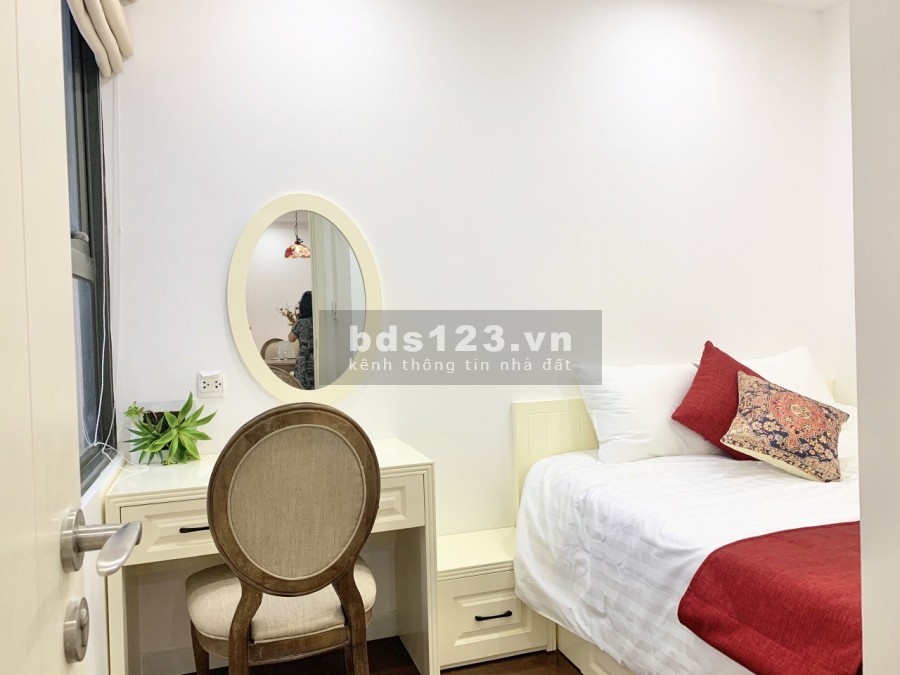 Thuê căn hộ 2PN mùa dịch giá rẻ tại Vinhomes D'capitale tiện ích đầy đủ, vào ở được ngay