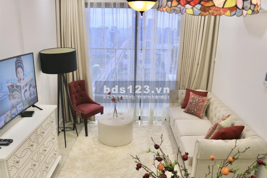 Thuê căn hộ 2PN mùa dịch giá rẻ tại Vinhomes D'capitale tiện ích đầy đủ, vào ở được ngay
