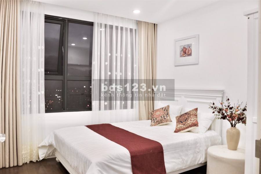 Thuê căn hộ 2PN mùa dịch giá rẻ tại Vinhomes D'capitale tiện ích đầy đủ, vào ở được ngay