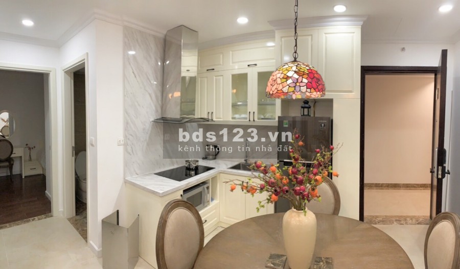 Thuê căn hộ 2PN mùa dịch giá rẻ tại Vinhomes D'capitale tiện ích đầy đủ, vào ở được ngay