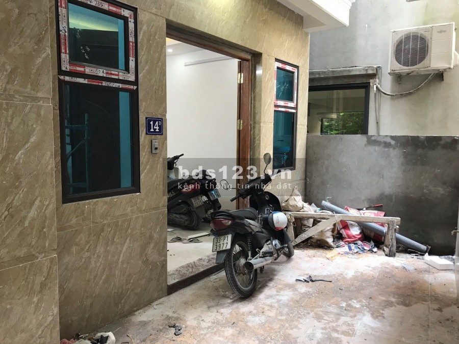 Bán nhà view sông hồng nhà 5 tầng mới dt 42m2, sát đường An Dương Vương, ngõ 3m, giá mùa dịch.