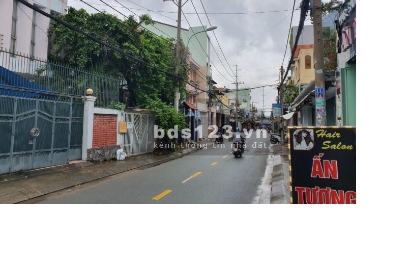 Bán nhà mặt tiền Trần Quốc Tuấn, 170m2, 3 tầng, kinh doanh, gần Emart, 16.5 tỷ.