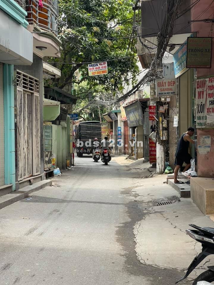 Bán nhà mặt phố Hoàng Mai, Hoàng Mai 37m2, 5 tầng, ô tô, kinh doanh chỉ 3.x tỷ
