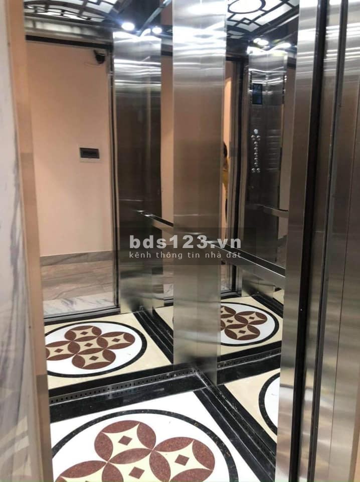 Siêu phẩm Ngọc Hà, thang máy, ô to đỗ tận nhà, diện tích sử dụng 53m2, giá nhỉnh 11 tỷ