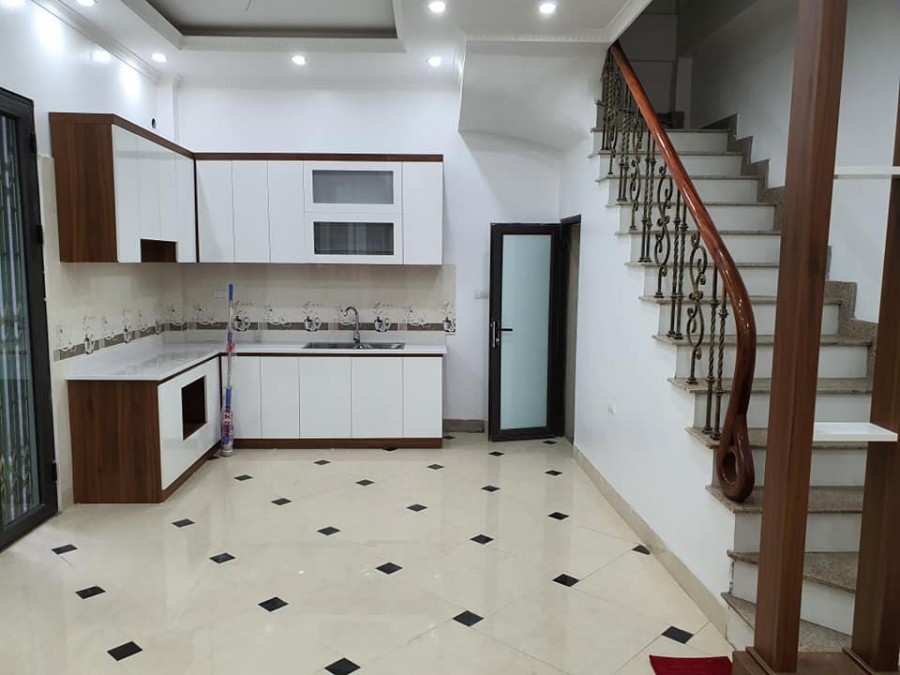 Nhà Chính Kinh, Thanh Xuân dtsd 35m2 mới đẹp, thoáng trước sau, khu dân trí cao giá 4 tỷ