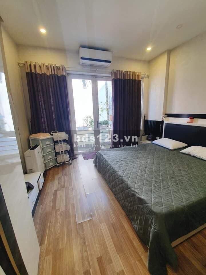 Bán nhà Võ chí công, Tây Hồ, 55m2 4T, nhà đẹp, full nội thất, nở hậu giá 5.8 tỷ