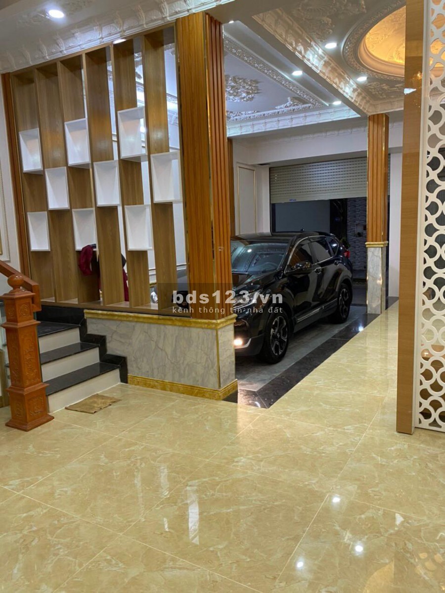 Bán nhà đường Huỳnh Tấn Phát nhà đẹp ô tô đổ trong nha 80m2 4 tầng sân thượng.