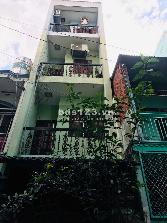 Bán gấp nhà HXH thông, CMT8, Quận Tân Bình, dt 45m2, 4 tầng, 7 phòng ngủ, giá 6.9 tỷ, lh 0903663308