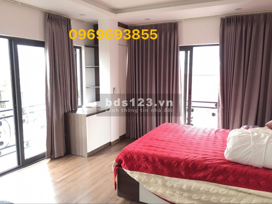 Bán Tòa CCMN Nguyễn Khánh Toàn lô góc, ô tô tránh, 120m2 x 9T, mt 7,1m thang máy, cho thuê 180tr/tháng.