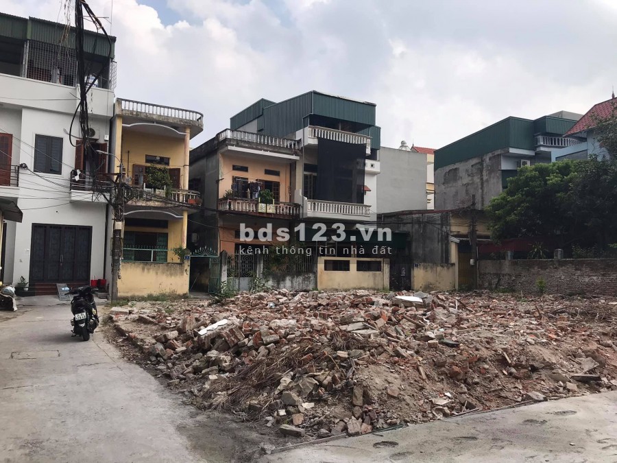 Bán đất ngõ 440 Điện Biên Phủ, TP HD, lô góc 42m2, mt 5m, hướng tây tứ mệnh, 890 triệu