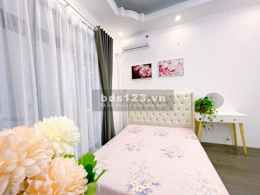 Bán nhà đúc dạng chung cư mini diện tích 47m2, 5 tầng, 8 phòng, giá 5.59 tỷ thương lượng