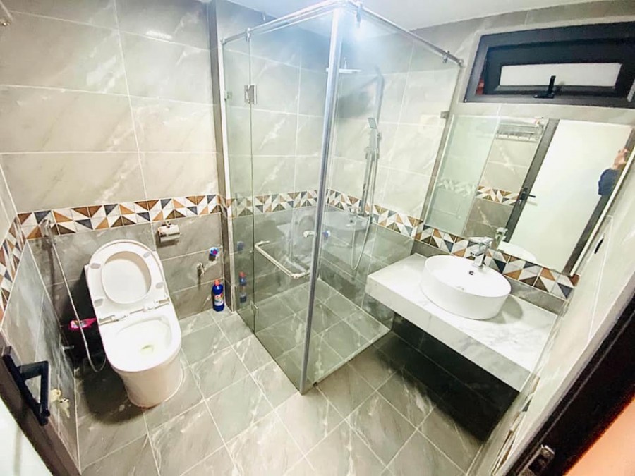 Bán nhà mặt ngõ Đặng Thùy Trâm Cầu Giấy 60mx5T Mt5m 15.6 tỷ 0902224679