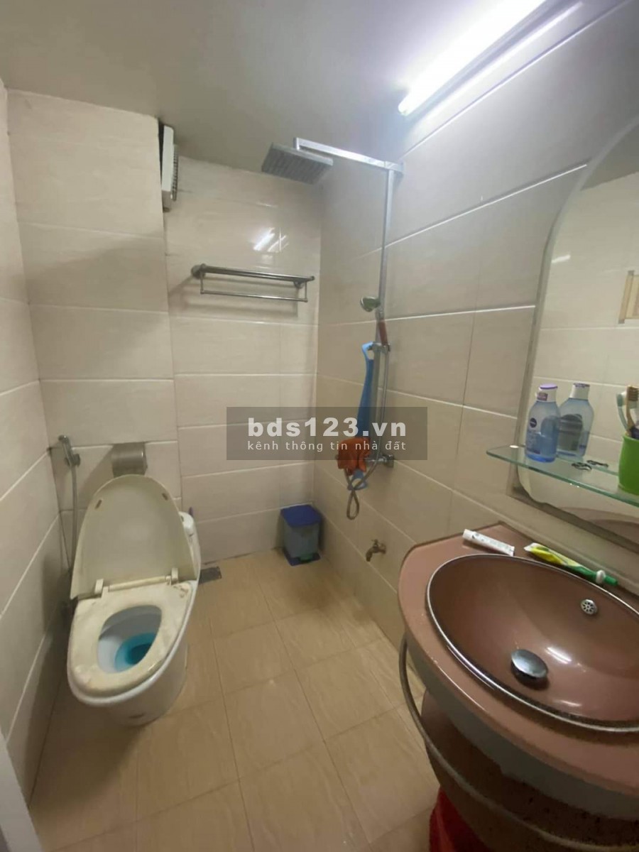 Nhà mặt phố Chính Kinh Quận Thanh Xuân diện tích 37/40m2 5 tầng giá bán 5.85 tỷ