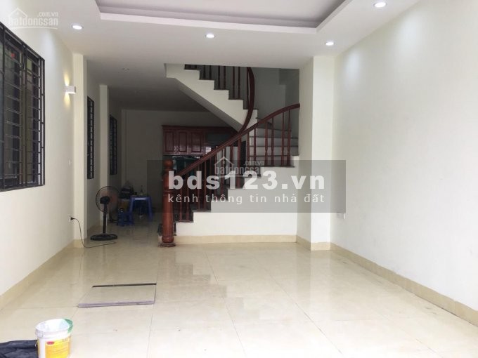Bán gấp nhà Mỹ Đình, Kinh doanh, Ô tô vào nhà, 50m2, 5 tầng, mặt tiền 5m giá chỉ 4,5 tỷ