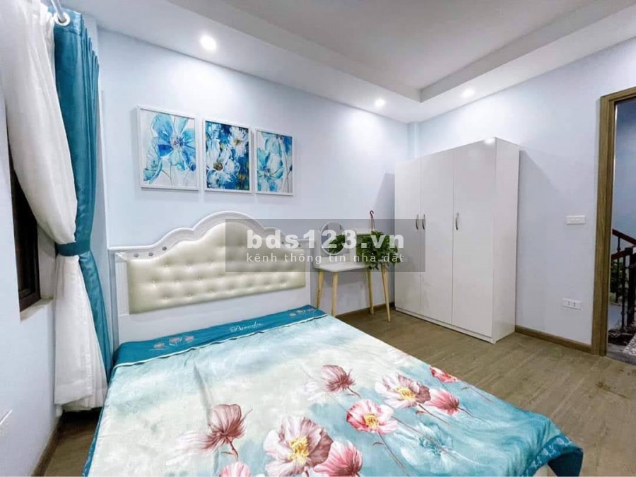 Bán Gấp chung cư mini phố Hoàng Ngân dt 45m2, 5 tầng giá cực sốc, thu nhập 450tr/năm