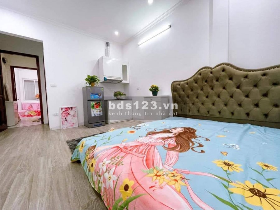 Bán Gấp chung cư mini phố Hoàng Ngân dt 45m2, 5 tầng giá cực sốc, thu nhập 450tr/năm