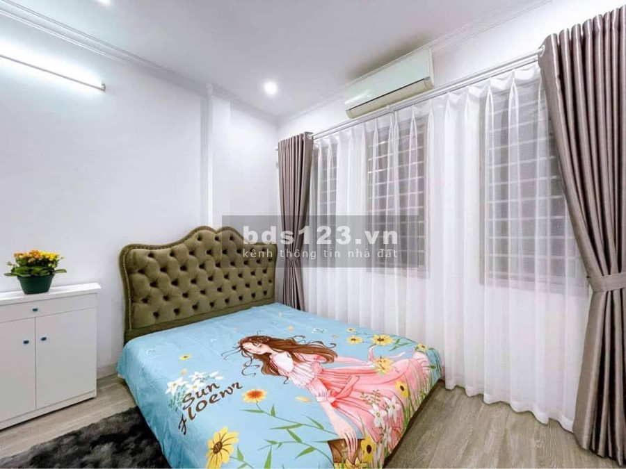 Bán Gấp chung cư mini phố Hoàng Ngân dt 45m2, 5 tầng giá cực sốc, thu nhập 450tr/năm