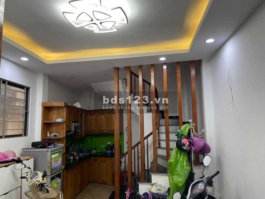 Bán nhà nguyên căn Lạc Trung hàng xóm Times City diện tích 34m2, 4 tầng giá nhỉnh 2 tỷ