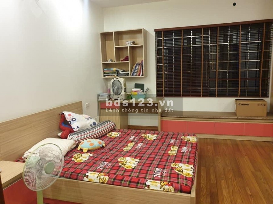 Bán nhà ngõ 63 Lê Đức Thọ, ô tô đỗ cửa, lô góc 4 tầng đúc, dtsd 46m2, giá 3.75 tỷ 0978996965