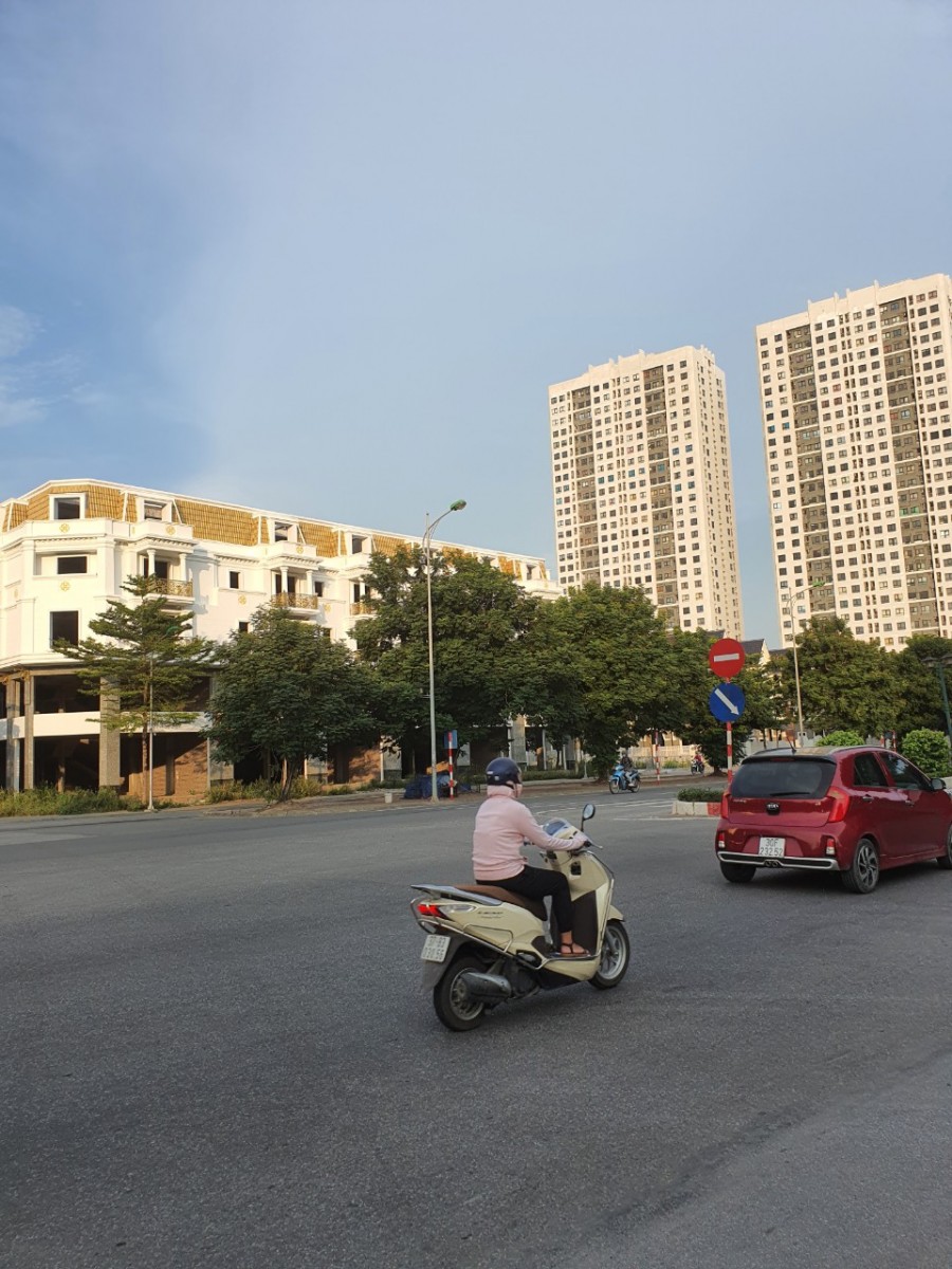 Bán Biệt thự lô góc - gần Aeon Mall diện tích sử dụng 170m2 4 tầng, giá 10.2 tỷ an sinh đỉnh