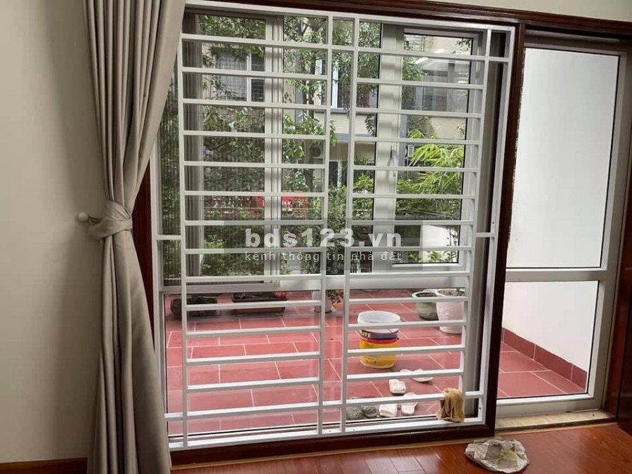 Với chỉ hơn 4 tỷ có ngay nhà phố Ba Đình oto đỗ cửa, đẹp lung linh liên hệ 0942781345