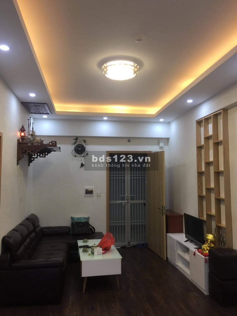 Bán căn chung cư hh02 khu 6 toà tầng 6 view hồ, dt 65m2 2 ngủ, 2vs ,tại kđt Thanh Hà, giá 1,1 tỉ