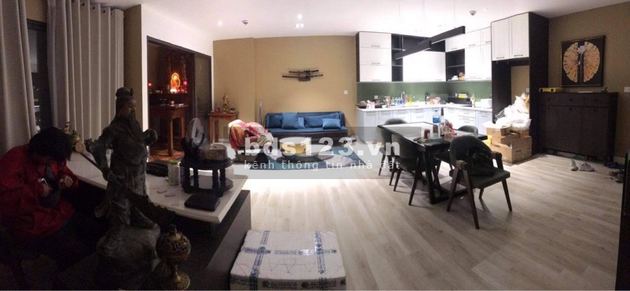Căn hộ 2 ngủ ban công hướng Đông tại Kosmo Tây Hồ giá bán nhà 3.85 tỷ, kiến trúc nhà đẹp